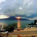 Holiday home Ramo's Cozy Beachside Haven With Panoramic Views - 4th Vlore