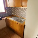 Ramo's Cozy Beachside Haven With Panoramic Views - 4th Vlora