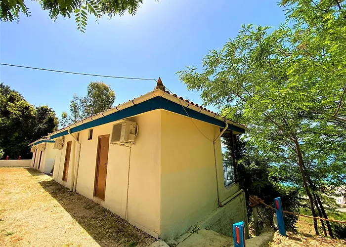 Ramo's Cozy Beachside Haven With Panoramic Views - 4th Ferienhaus